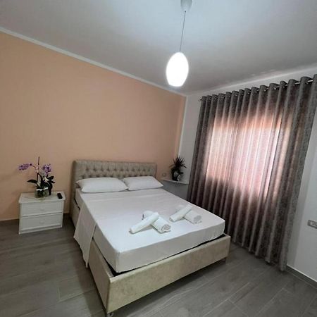 Fiori Rooms فلورا المظهر الخارجي الصورة