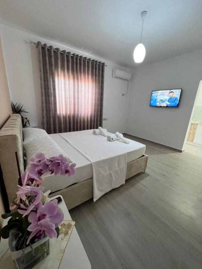 Fiori Rooms فلورا المظهر الخارجي الصورة