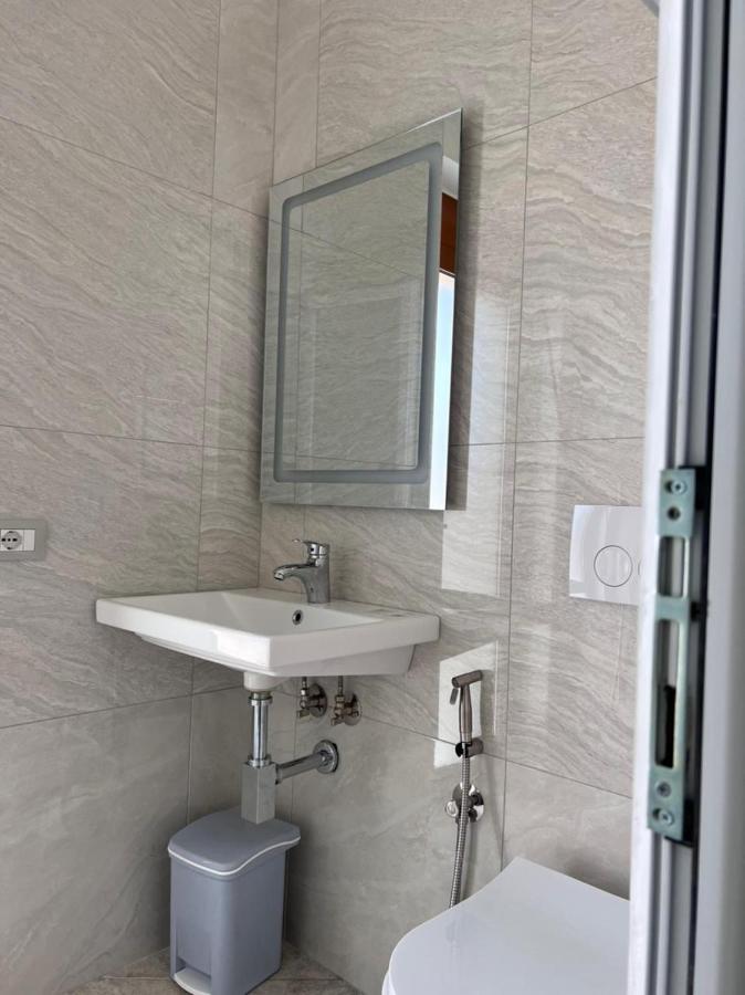 Fiori Rooms فلورا المظهر الخارجي الصورة